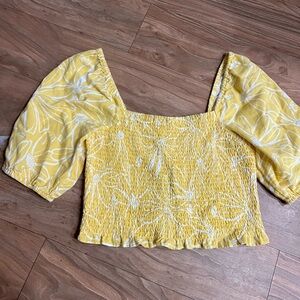 Universal Thread Yellow Smocked Square-Neck Puff Sleeve Crop Top